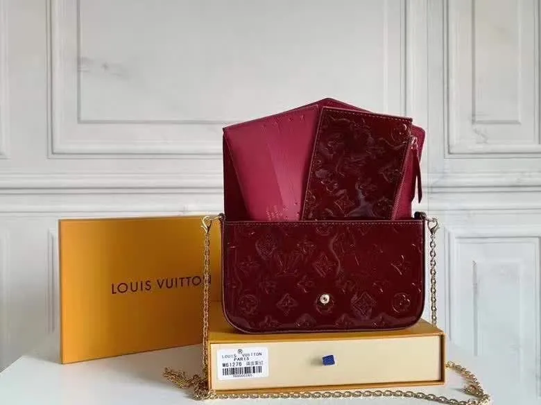 LV Wallets-1118