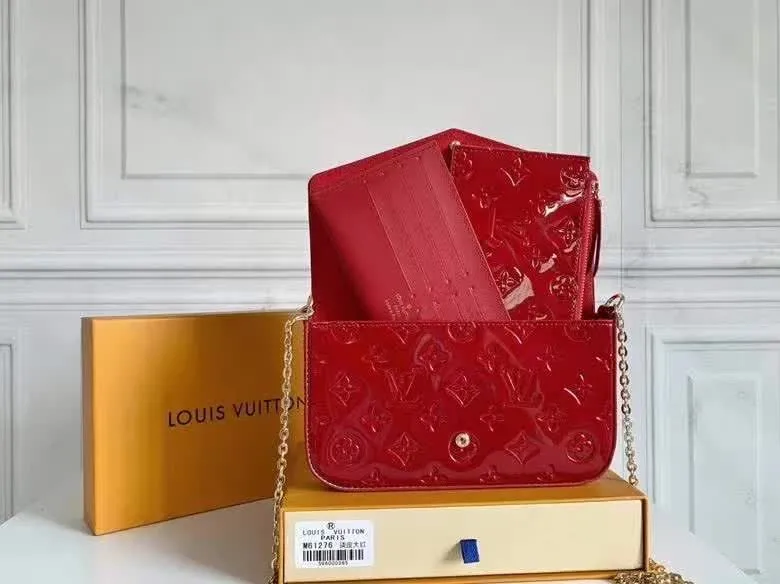 LV Wallets-1119