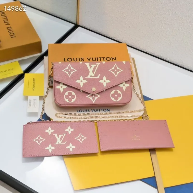 LV Wallets-1135