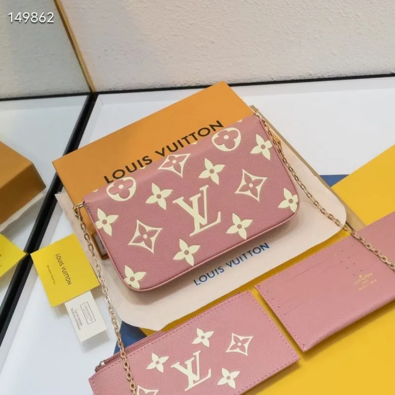 Alternative view of LV Wallets-1135
