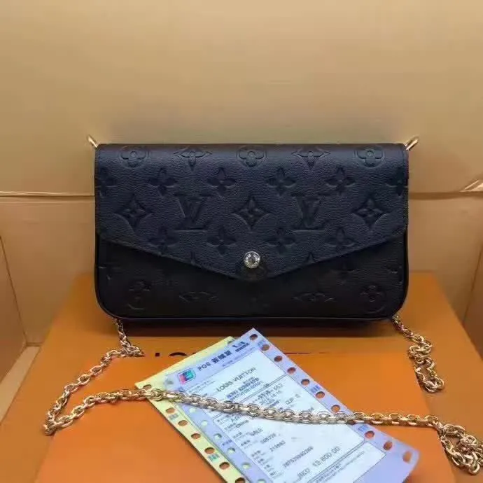 LV Wallets-1141
