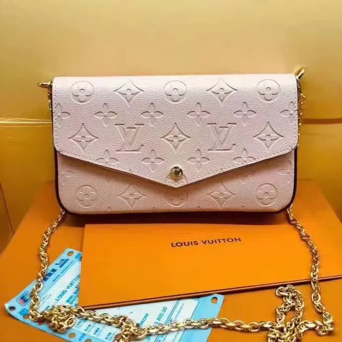 LV Wallets-1143