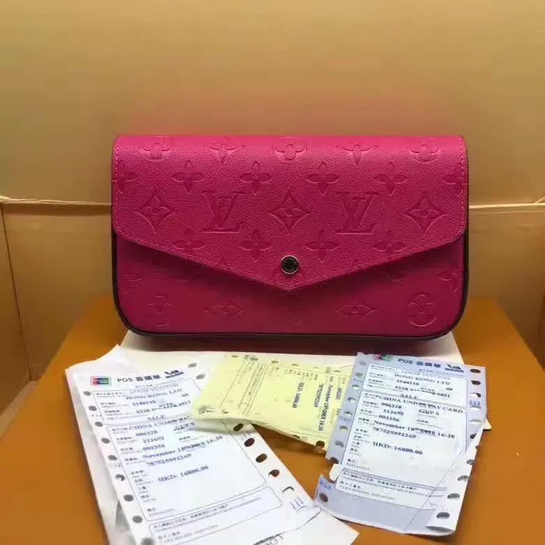 LV Wallets-1145