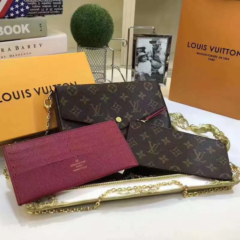 LV Wallets-1148