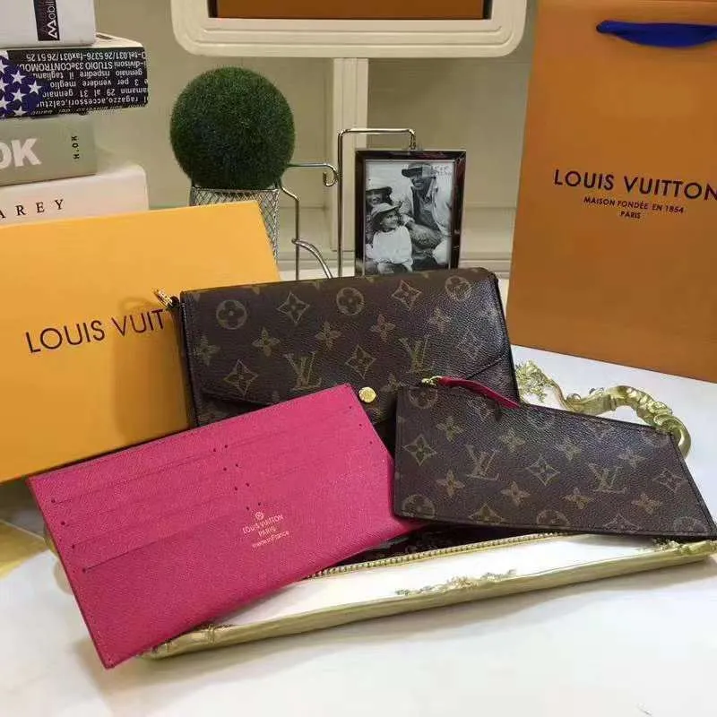 LV Wallets-1151