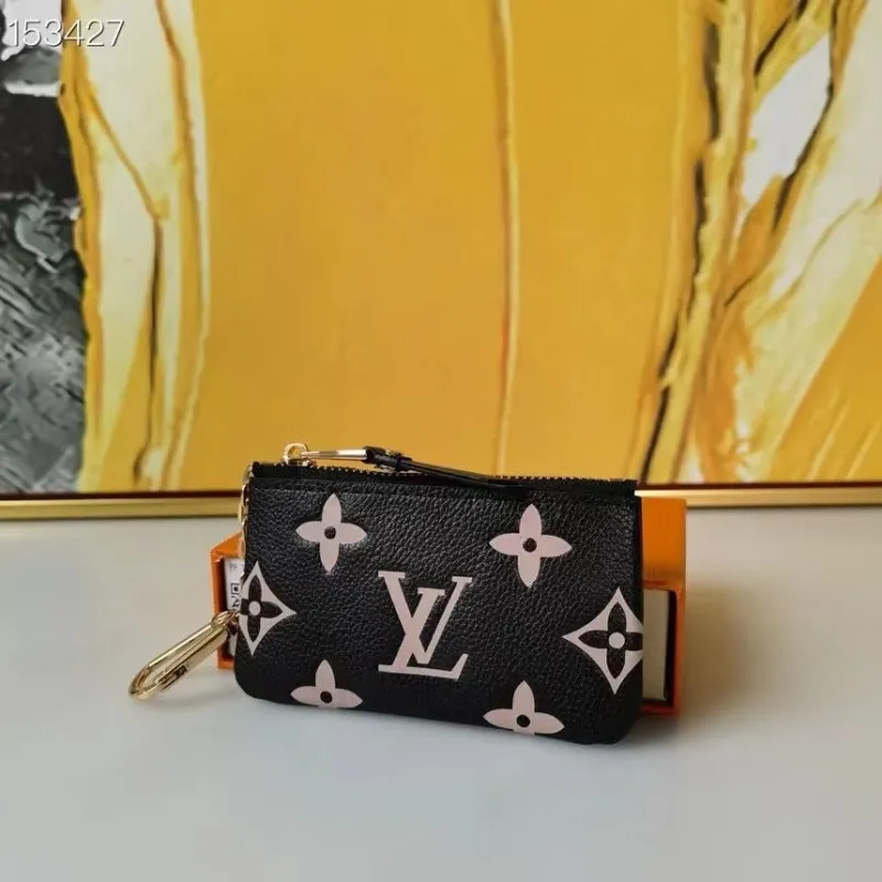 LV Wallets-1197