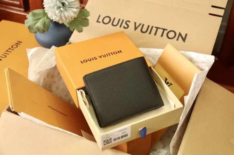 Alternative view of LV Wallets-1200