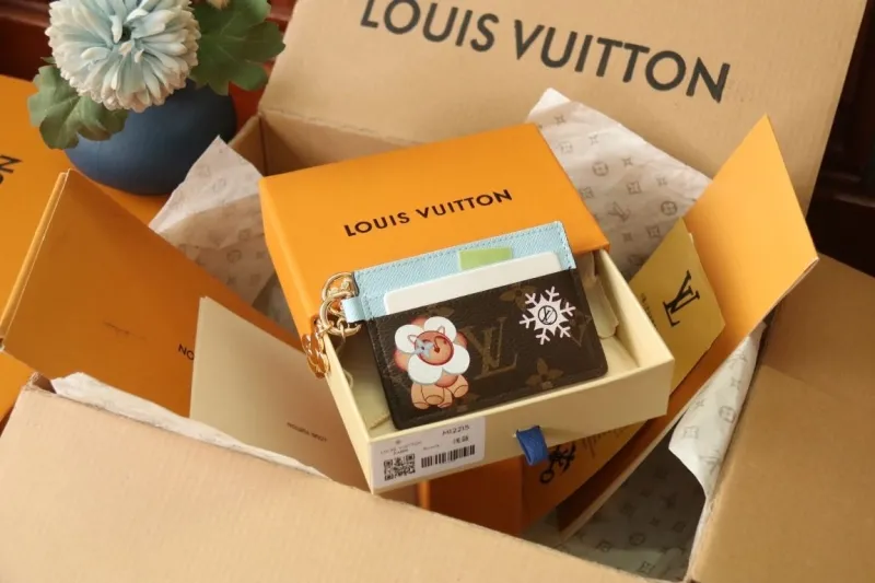 LV Wallets-1208
