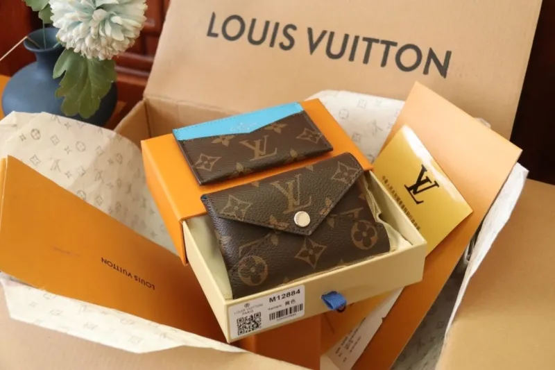LV Wallets-1244
