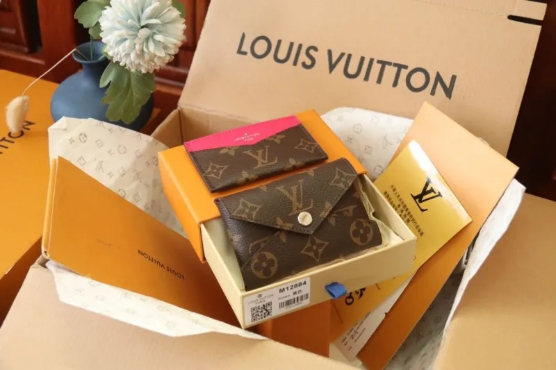 LV Wallets-1245