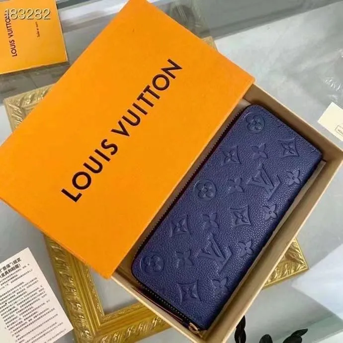 LV Wallets-1258