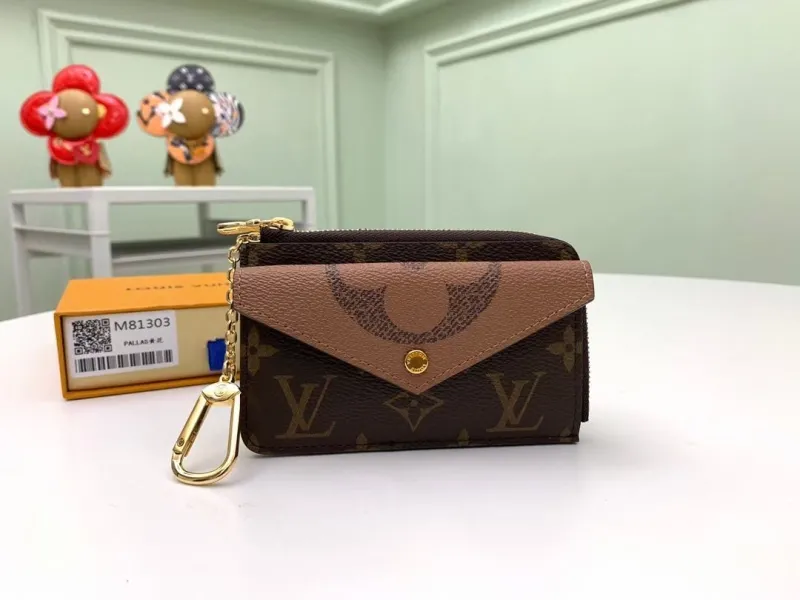 LV Wallets-1266