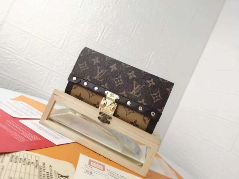 LV Wallets-1280