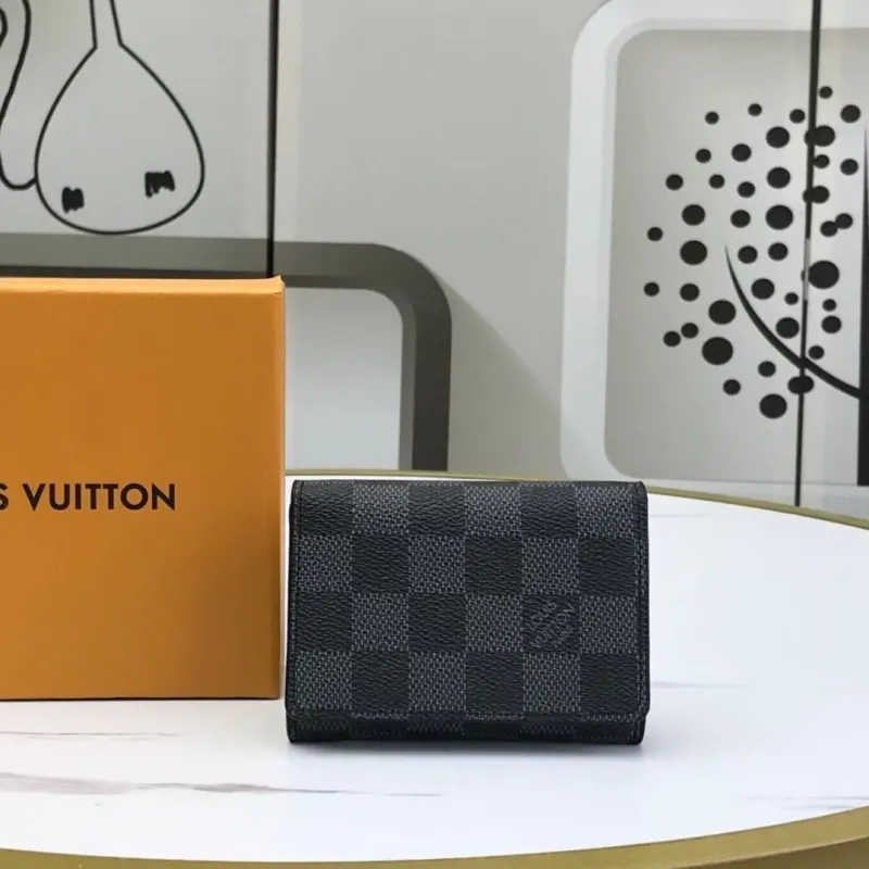 LV Wallets-1291