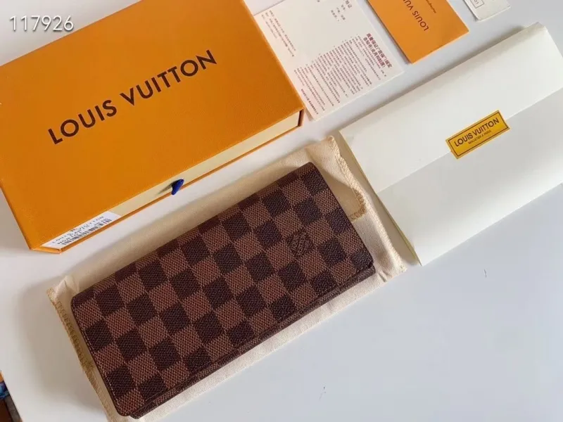 LV Wallets-1302
