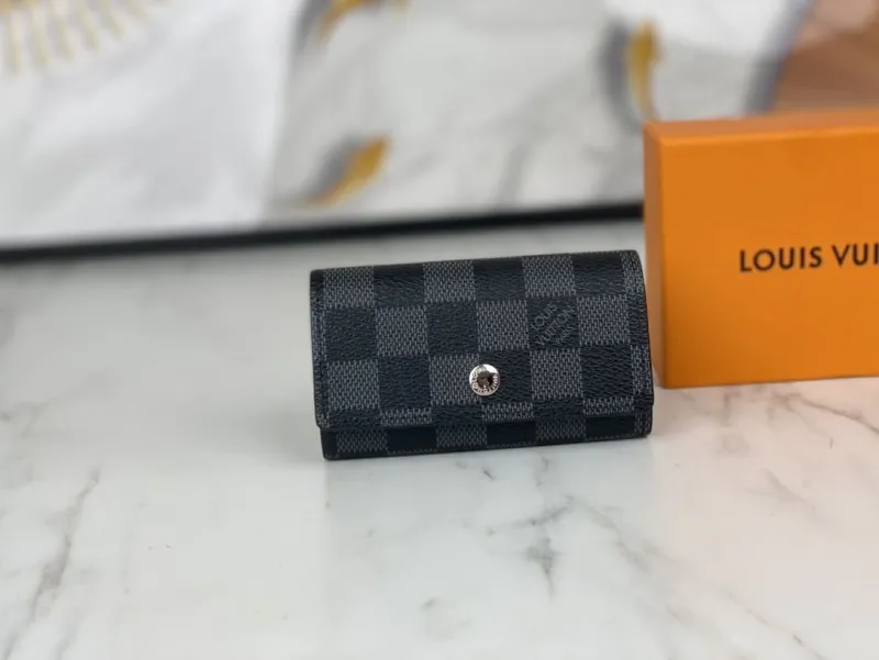 LV Wallets-1314