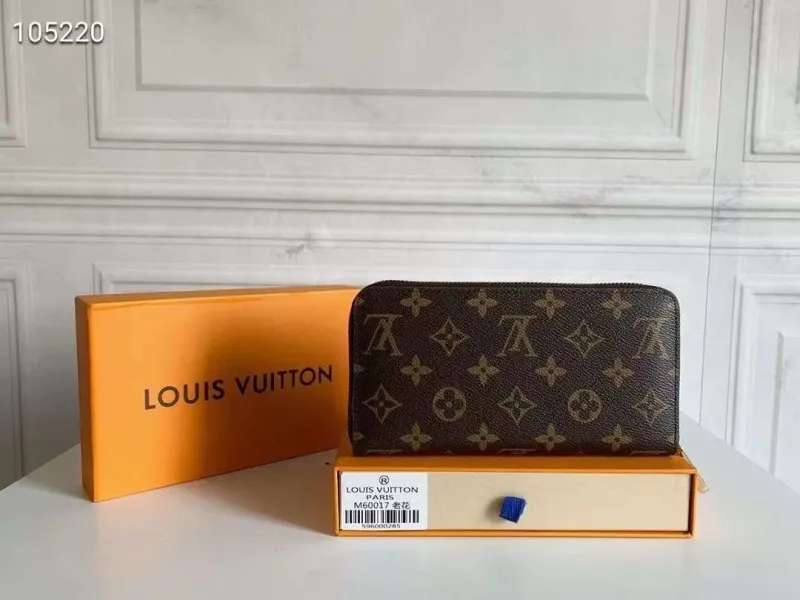 LV Wallets-1321