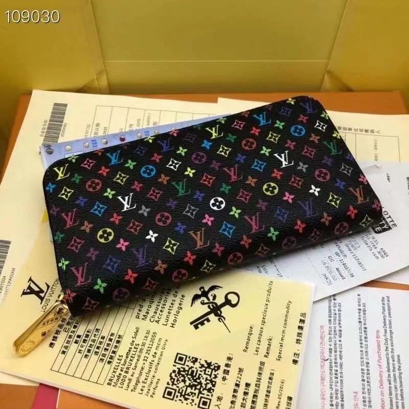 LV Wallets-1328