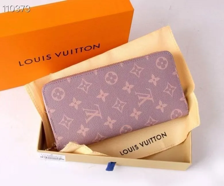 LV Wallets-1339