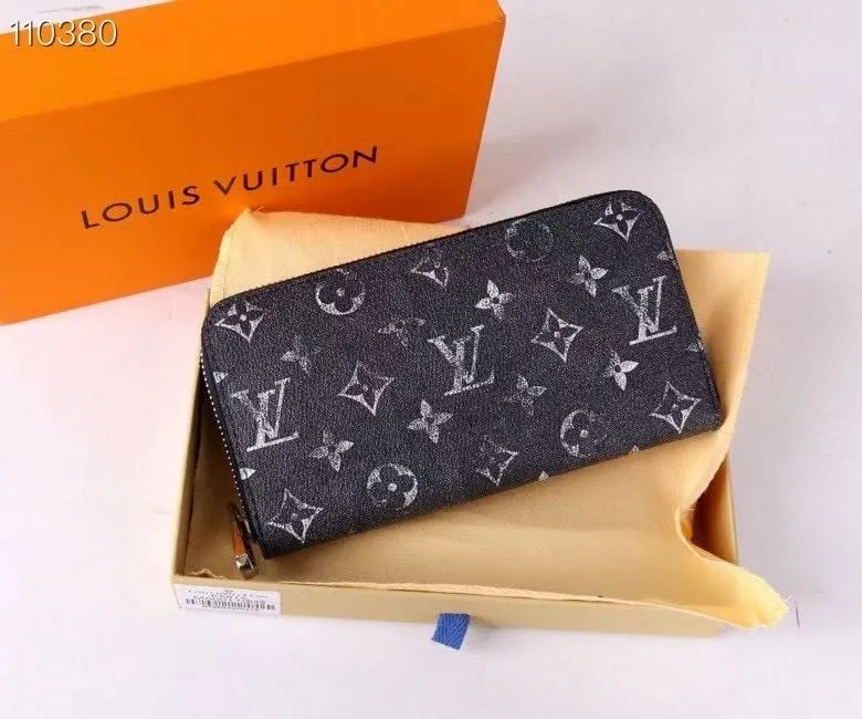 LV Wallets-1344