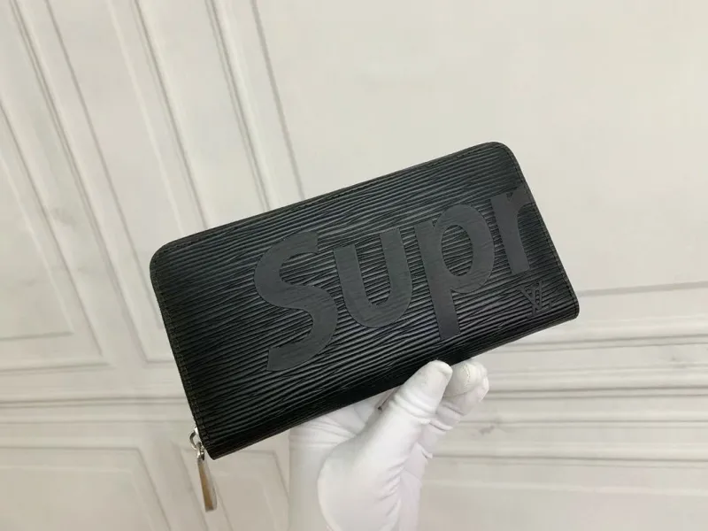LV Wallets-1357