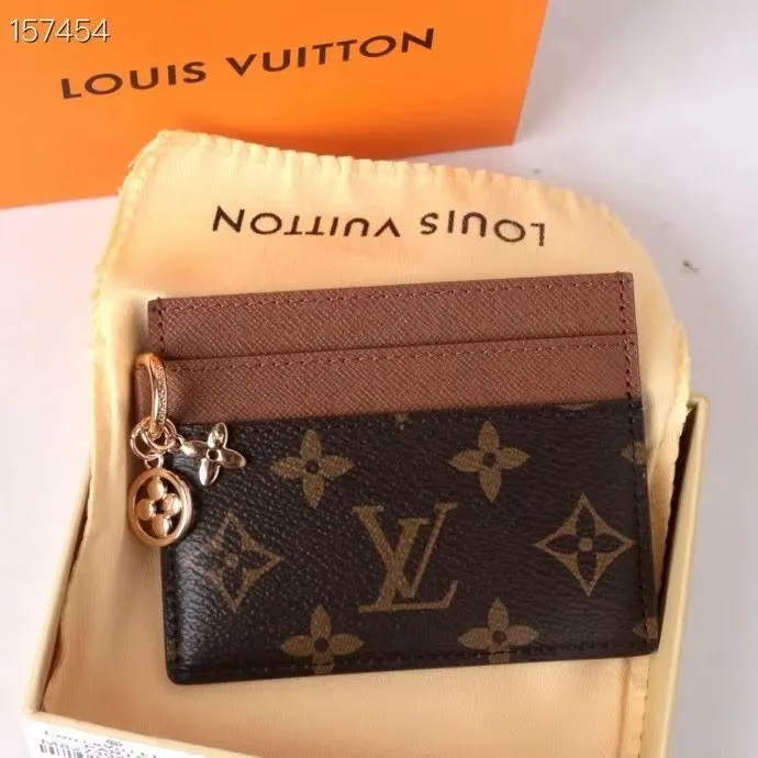 LV Wallets-1366