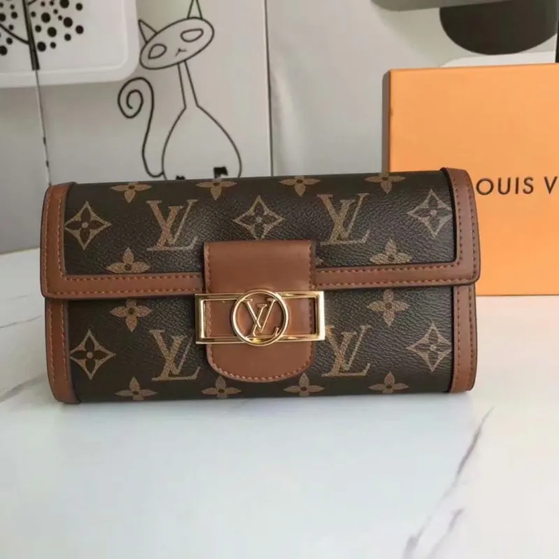 LV Wallets-1445