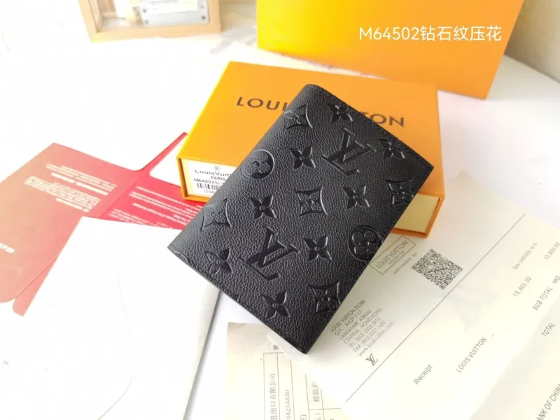 LV Wallets-1476