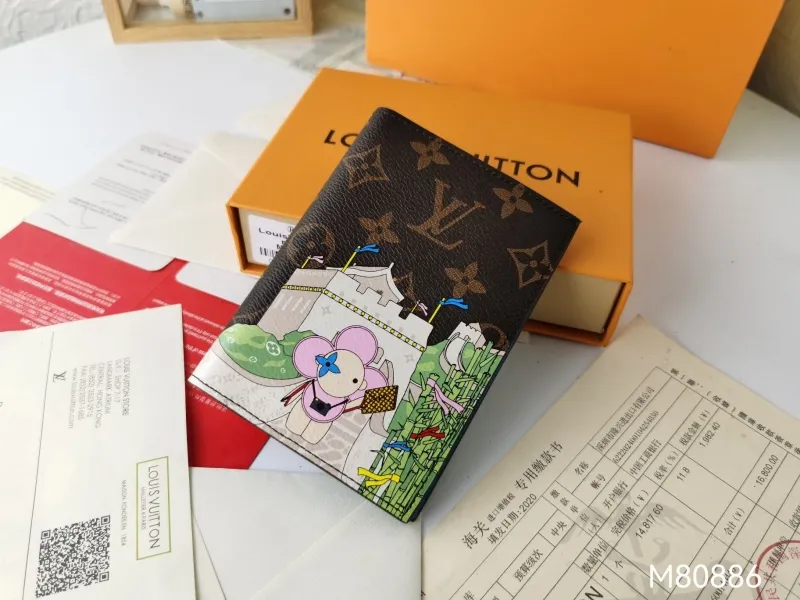 LV Wallets-1493