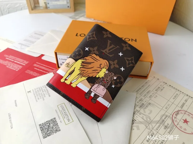 LV Wallets-1495