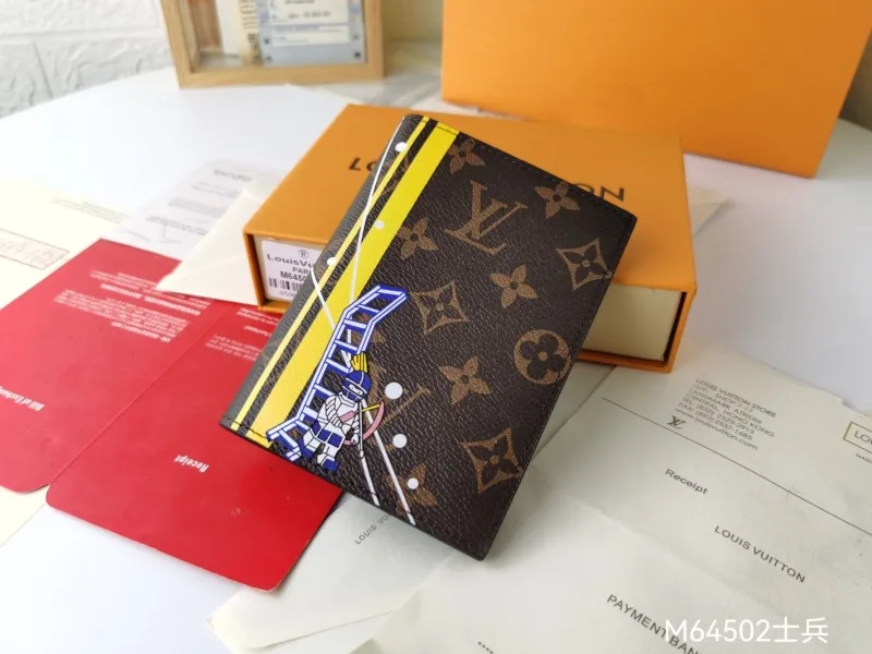 LV Wallets-1507