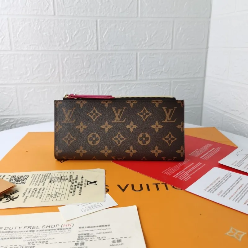 LV Wallets-1526