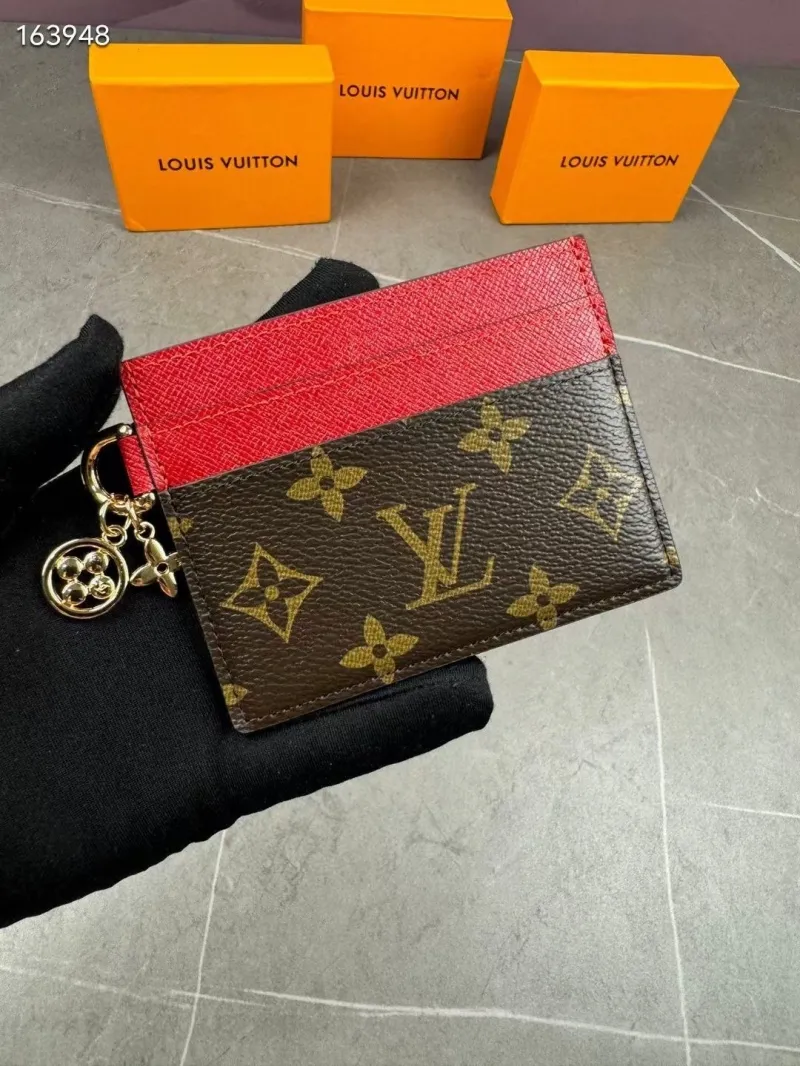 LV Wallets-1530