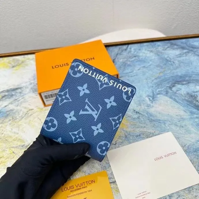 LV Wallets-1548