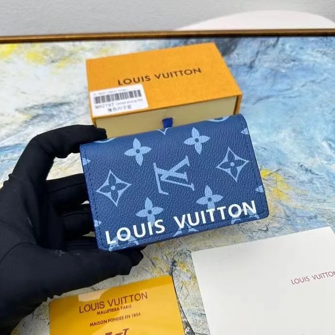 LV Wallets-1551