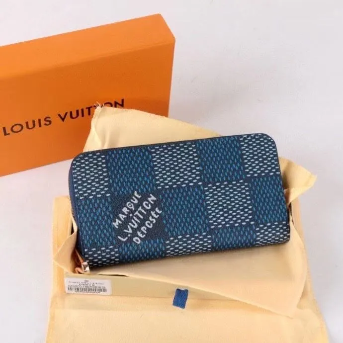 LV Wallets-1577