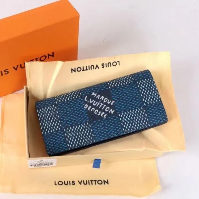 LV Wallets-1578