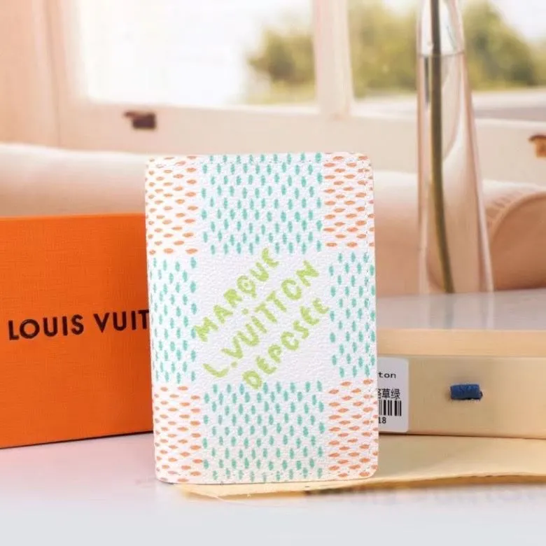 LV Wallets-1587