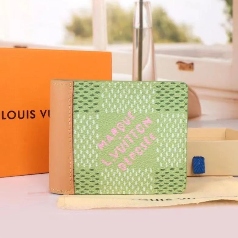 LV Wallets-1593