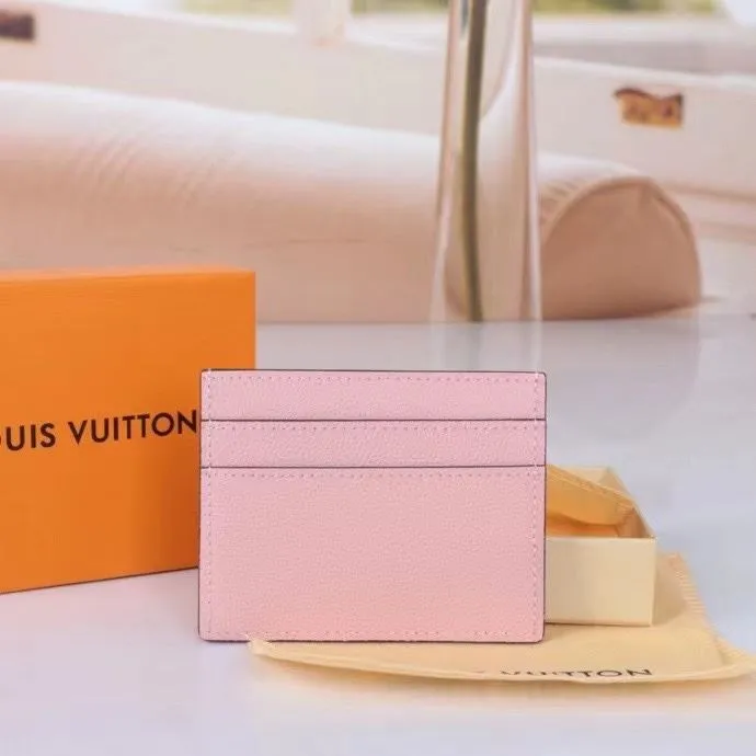 Alternative view of LV Wallets-1600