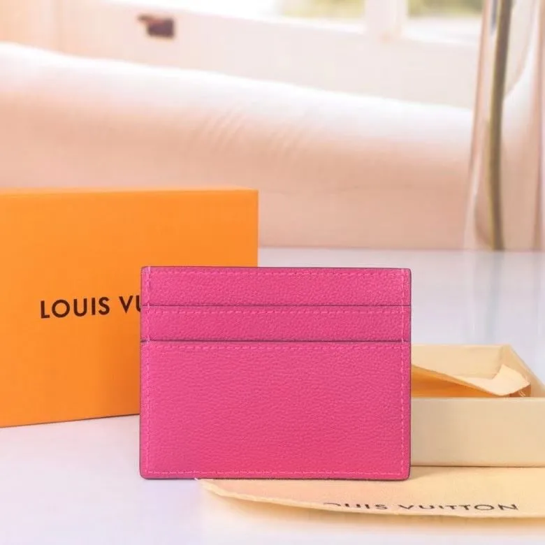 Alternative view of LV Wallets-1602