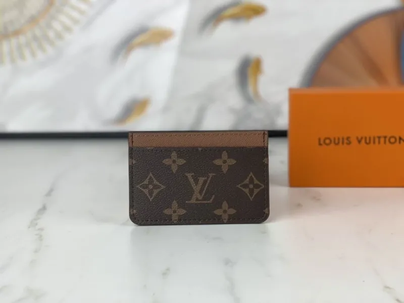 LV Wallets-1609