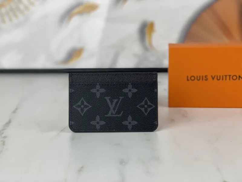 LV Wallets-1614