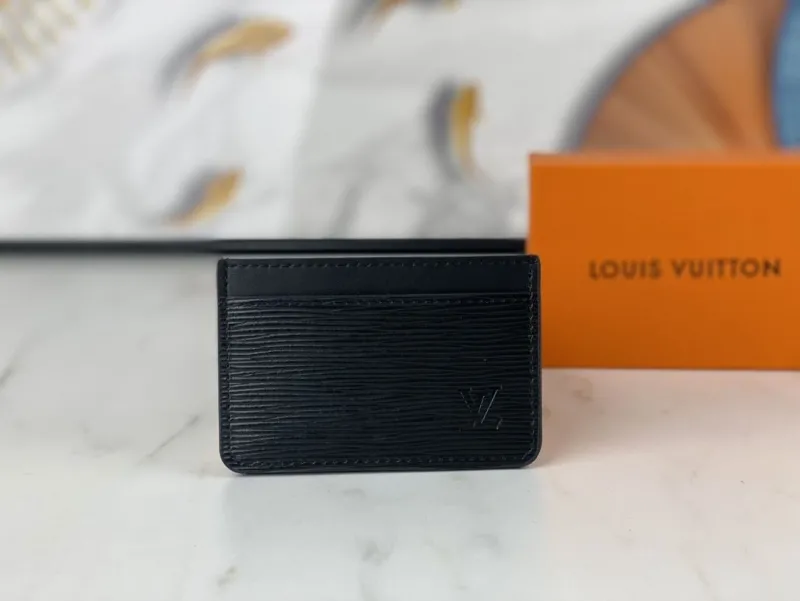 LV Wallets-1615