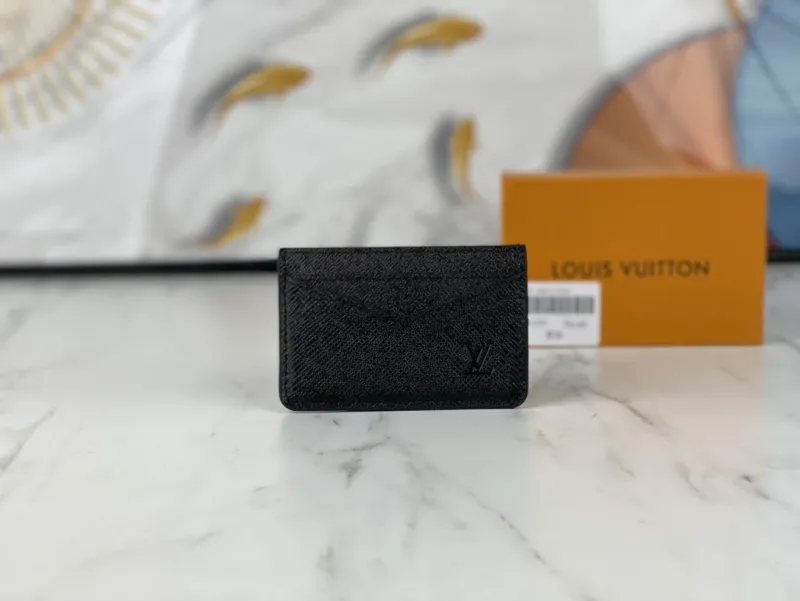 LV Wallets-1619