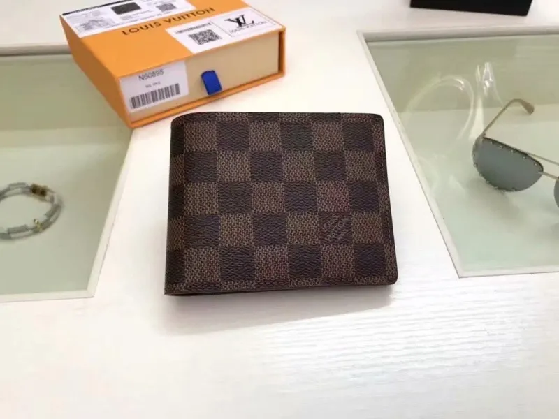 LV Wallets-1650