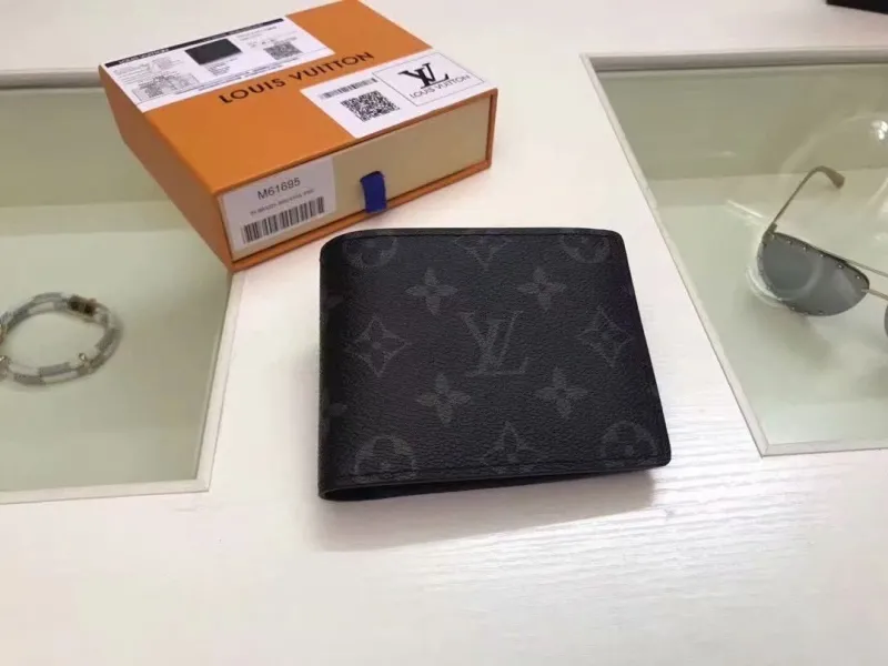 LV Wallets-1651