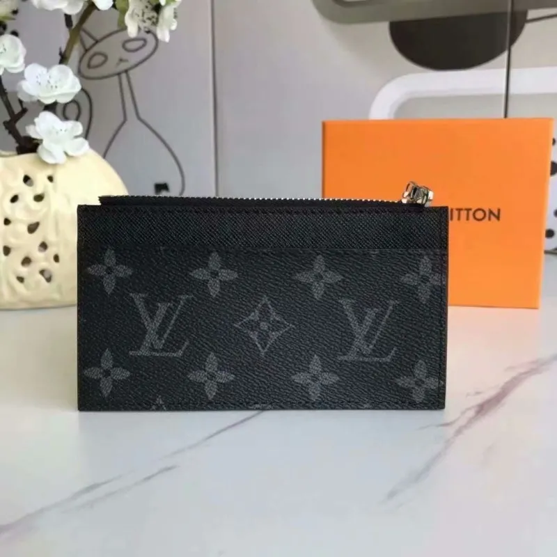 Alternative view of LV Wallets-1662