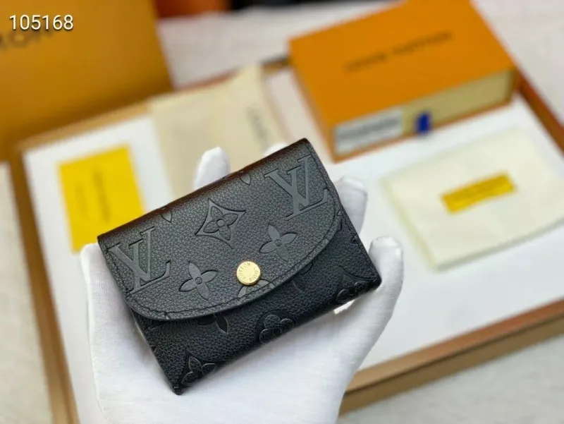 Alternative view of LV Wallets-1688