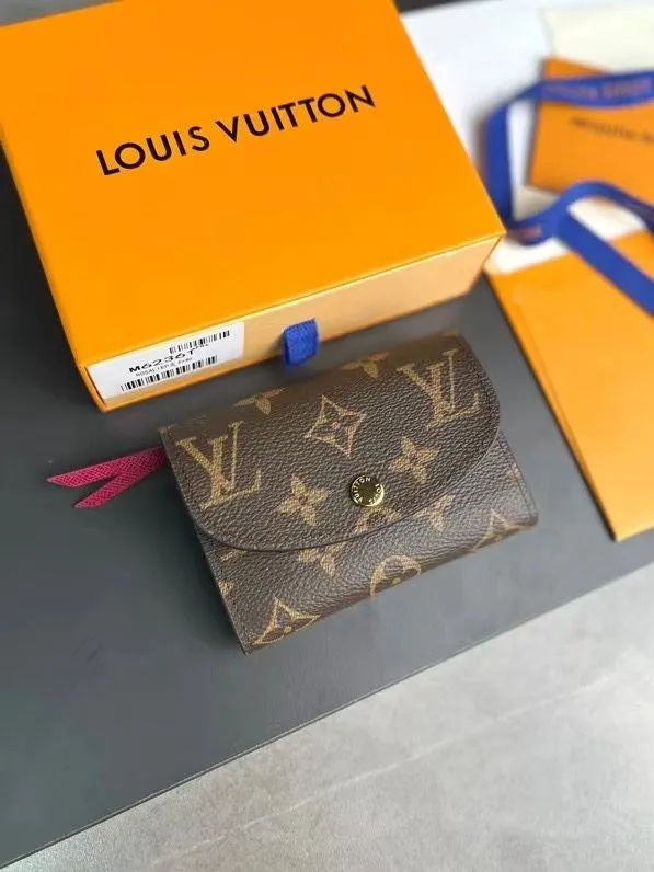 LV Wallets-1696